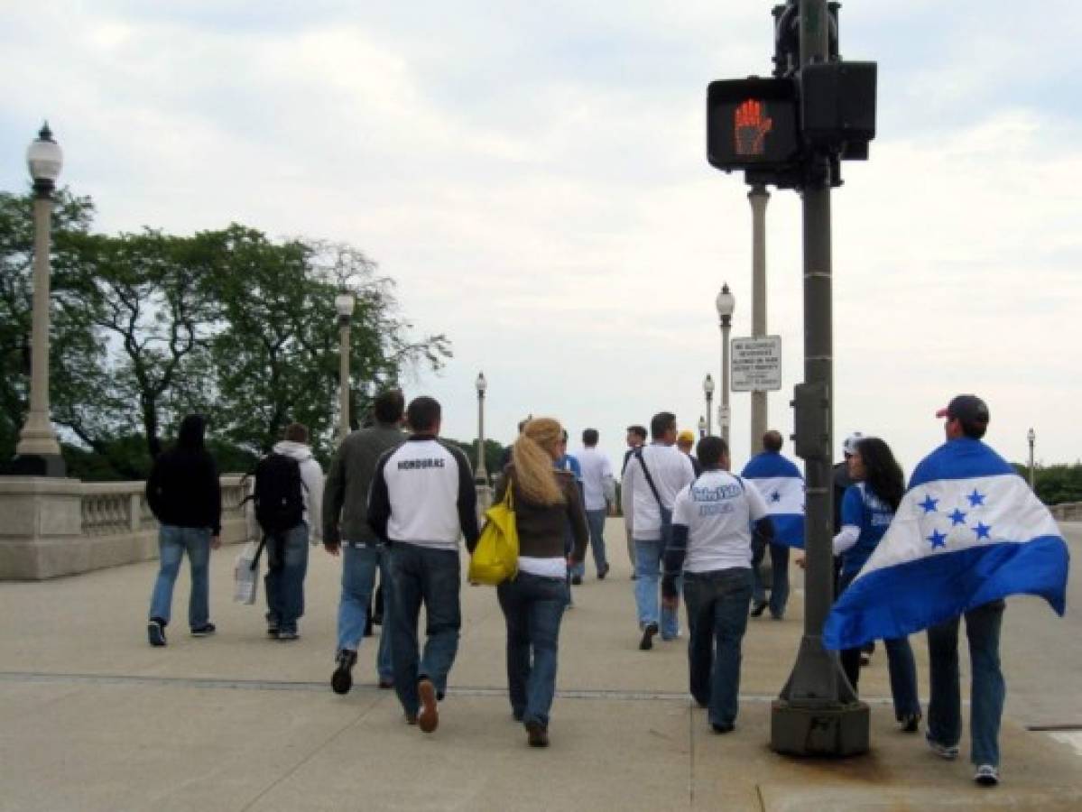 Estados Unidos exime de veto migratorio a titulares de 'green card'