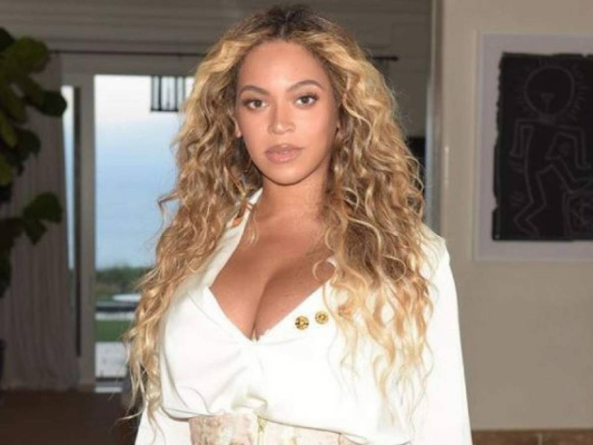 Beyonce se quita la ropa y filtran fotos que revolucionan las redes sociales