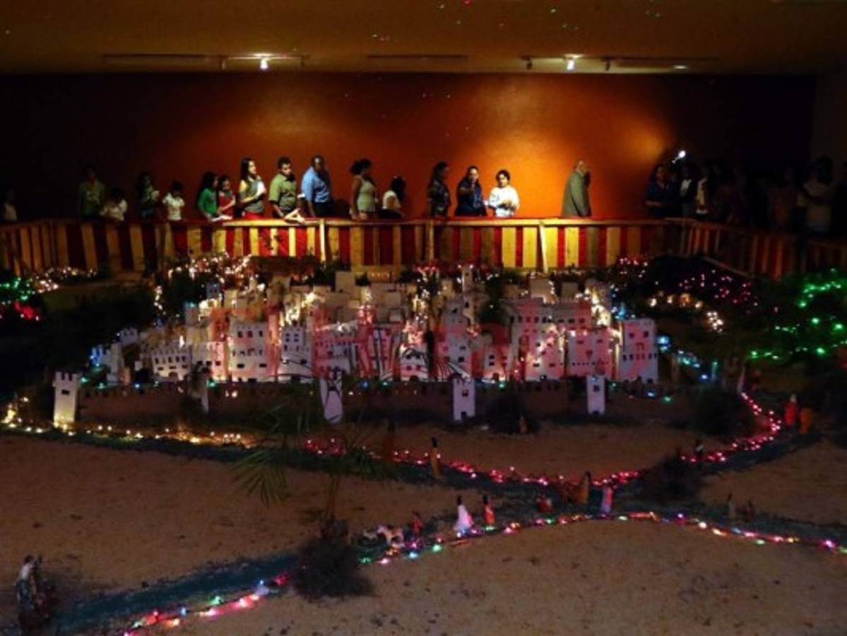 La capital de Honduras se convierte en el portal de Belén con mágicos nacimientos