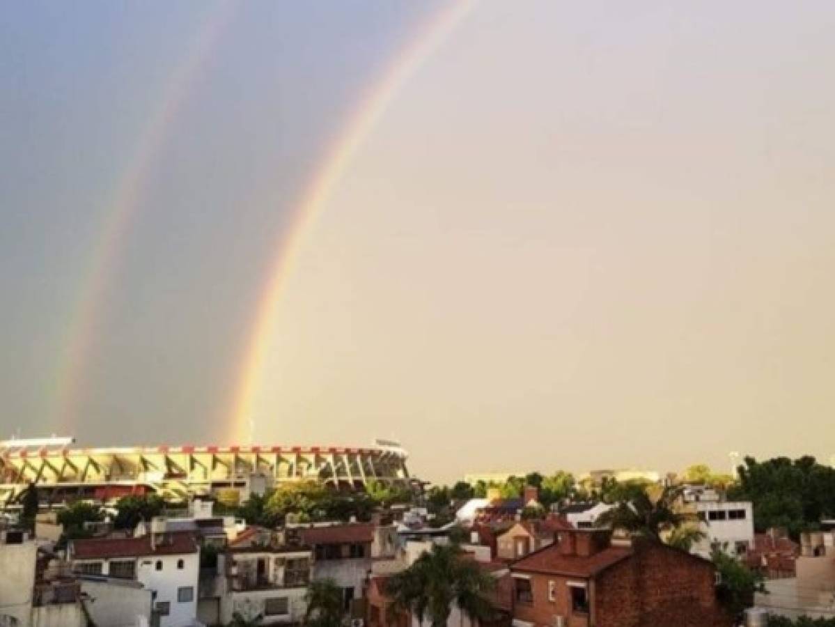 Un hermoso arcoíris decoró el Monumental para celebrar el título de River