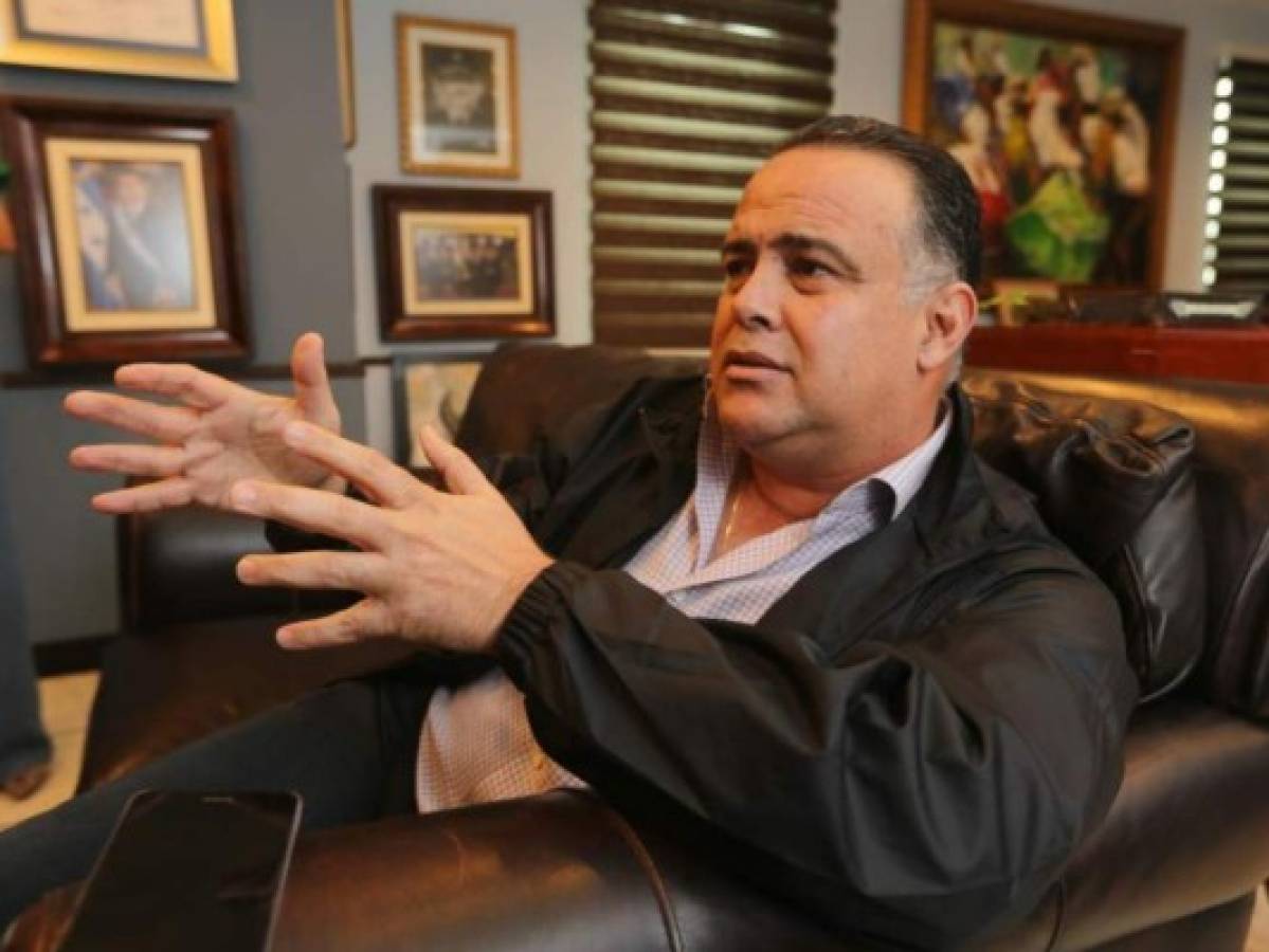 Armando Calidonio, alcalde de San Pedro Sula, fue interrogado y liberado tras ser retenido en EE UU