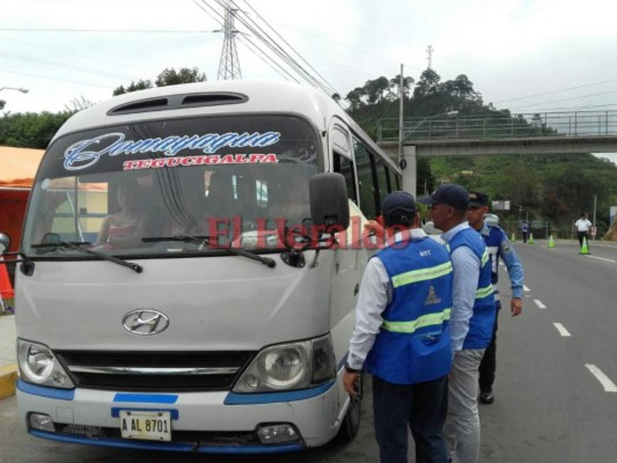 Hondureños comienzan a abandonar la ciudad por Feriado Morazánico