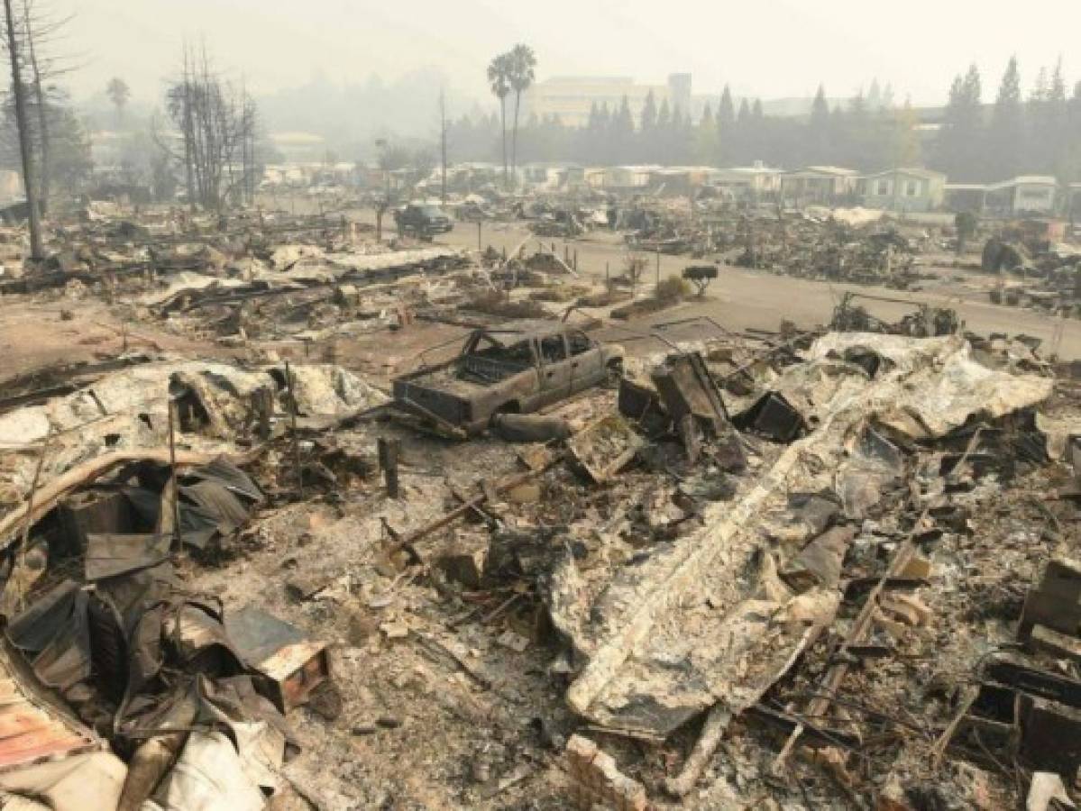 Incendios en California dejan 41 muertos y más de 200 desaparecidos