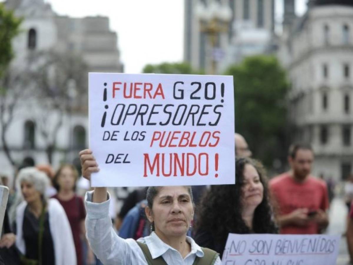 Activistas sociales se movilizan contra el G20 en Argentina