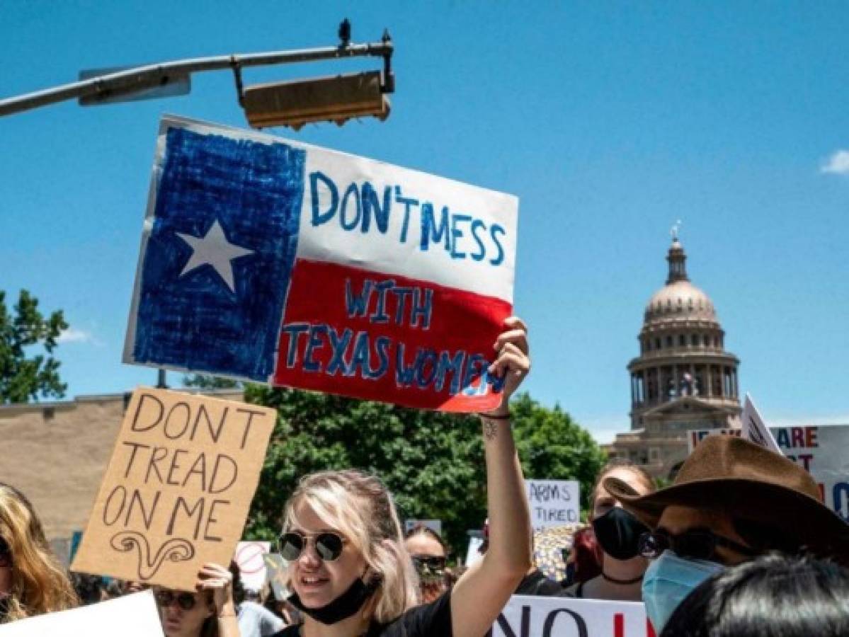 Gobierno de EEUU pide a la Corte Suprema bloquear ley de Texas sobre el aborto