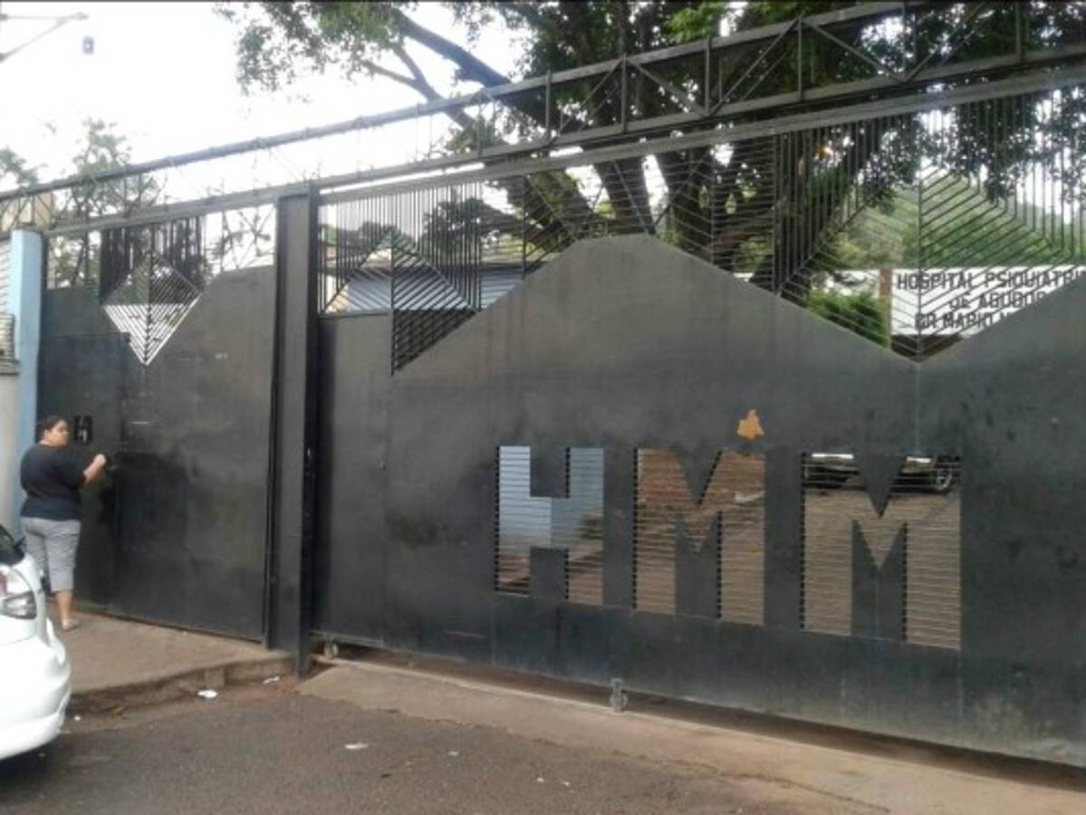 Guardias de seguridad del Hospital Mario Mendoza abandonan portones por falta de pago