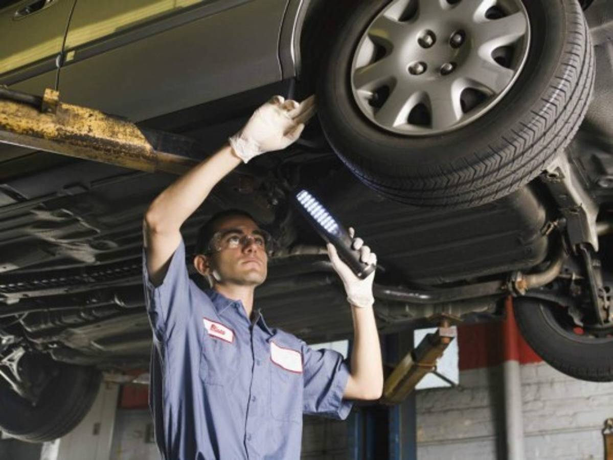 Problemas mecánicos que puede descubrir a través del sonido