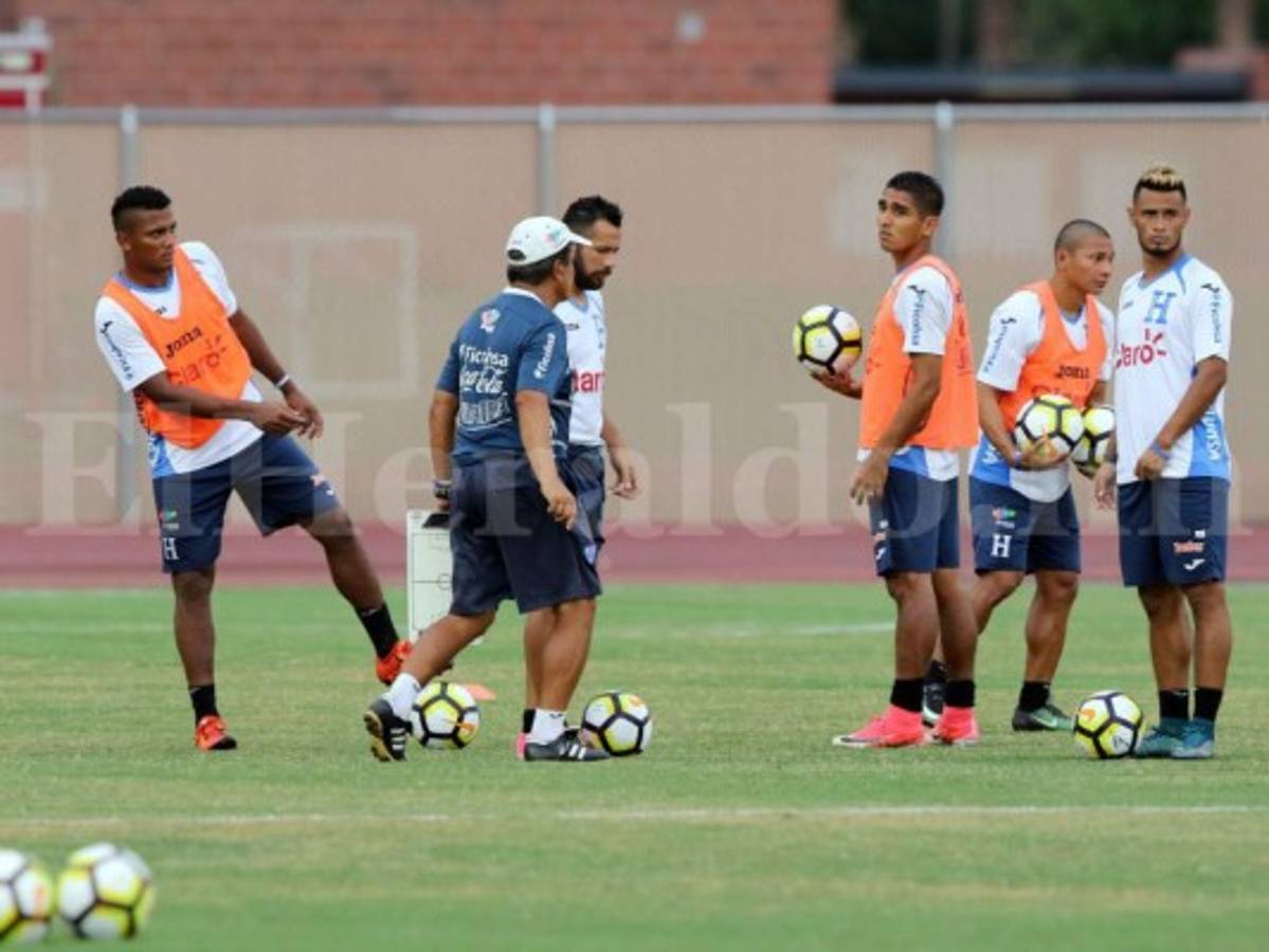 Así plantearía Jorge Luis Pinto el equipo ante México: Posible once de Honduras