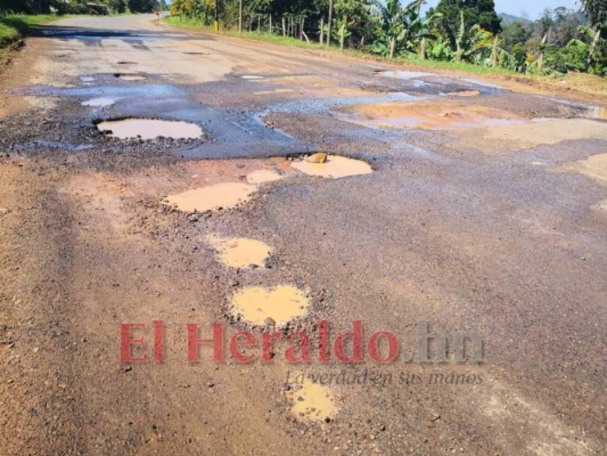 Así luce la carretera para llegar a La Esperanza, Intibucá.