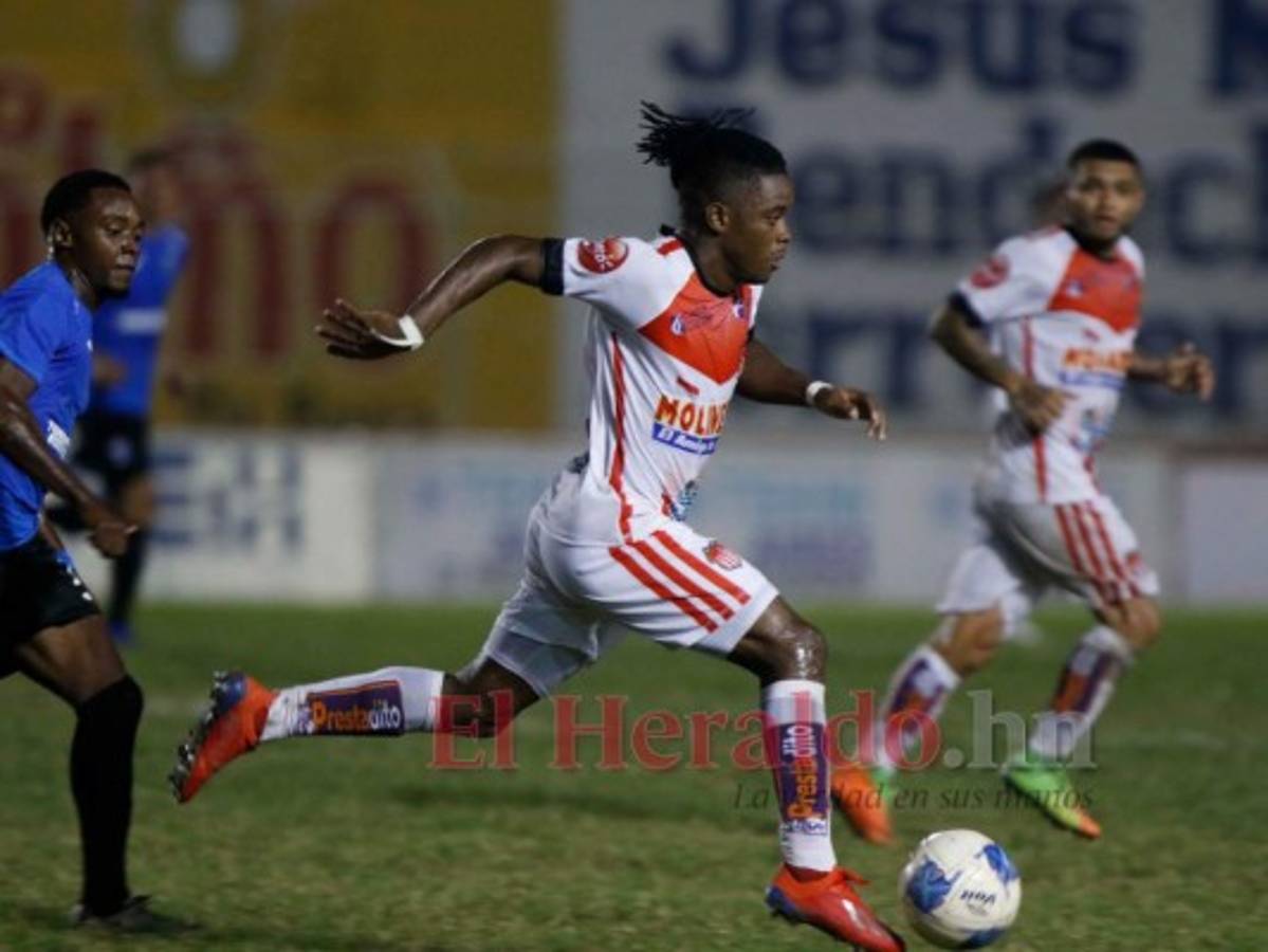 Platense y Vida disputan duelo en el Excélsior de Puerto Cortés