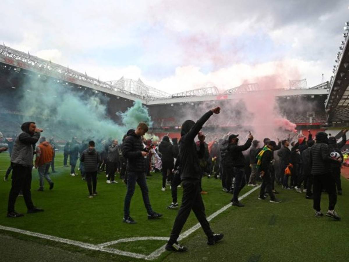 Reprograman el Manchester United - Liverpool para el 13 de mayo   