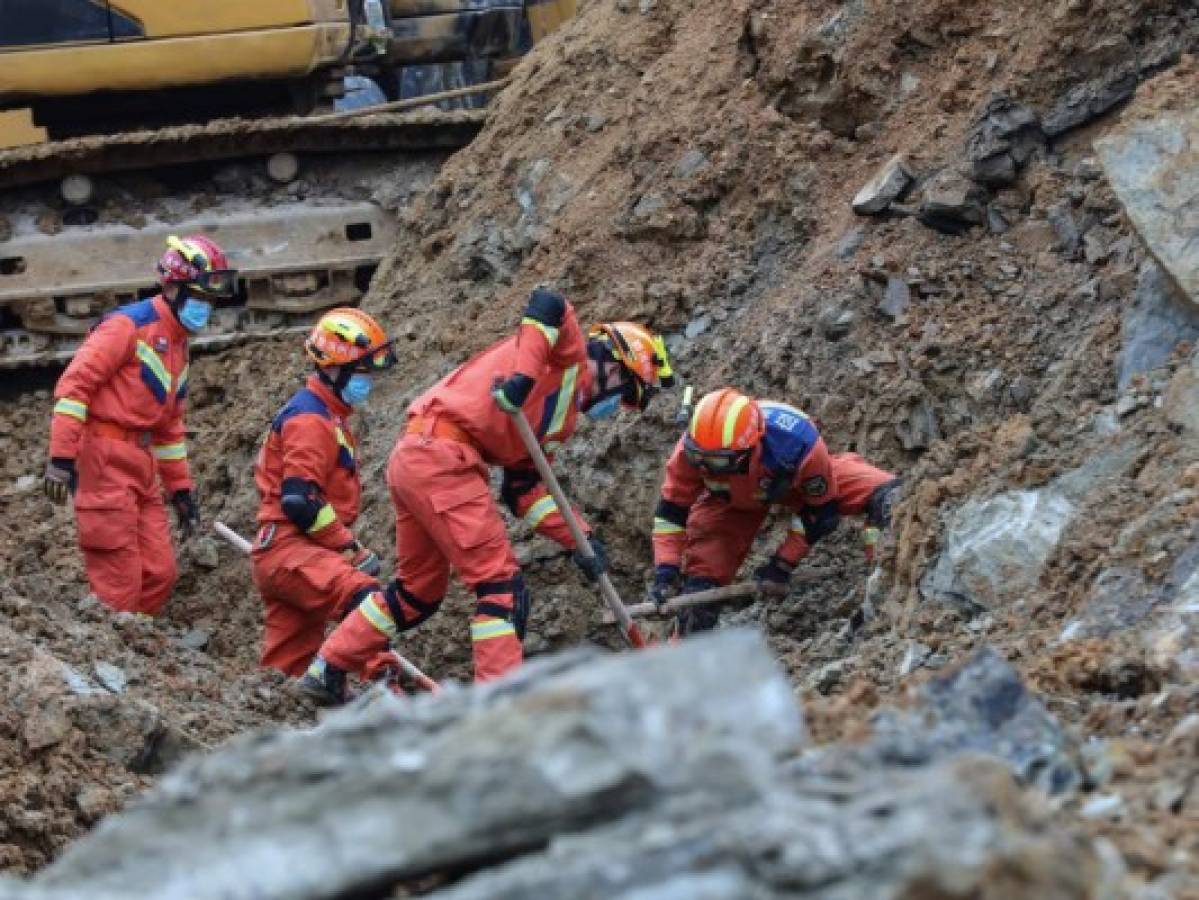 Catorce muertos en un desprendimiento de tierra en una obra en China