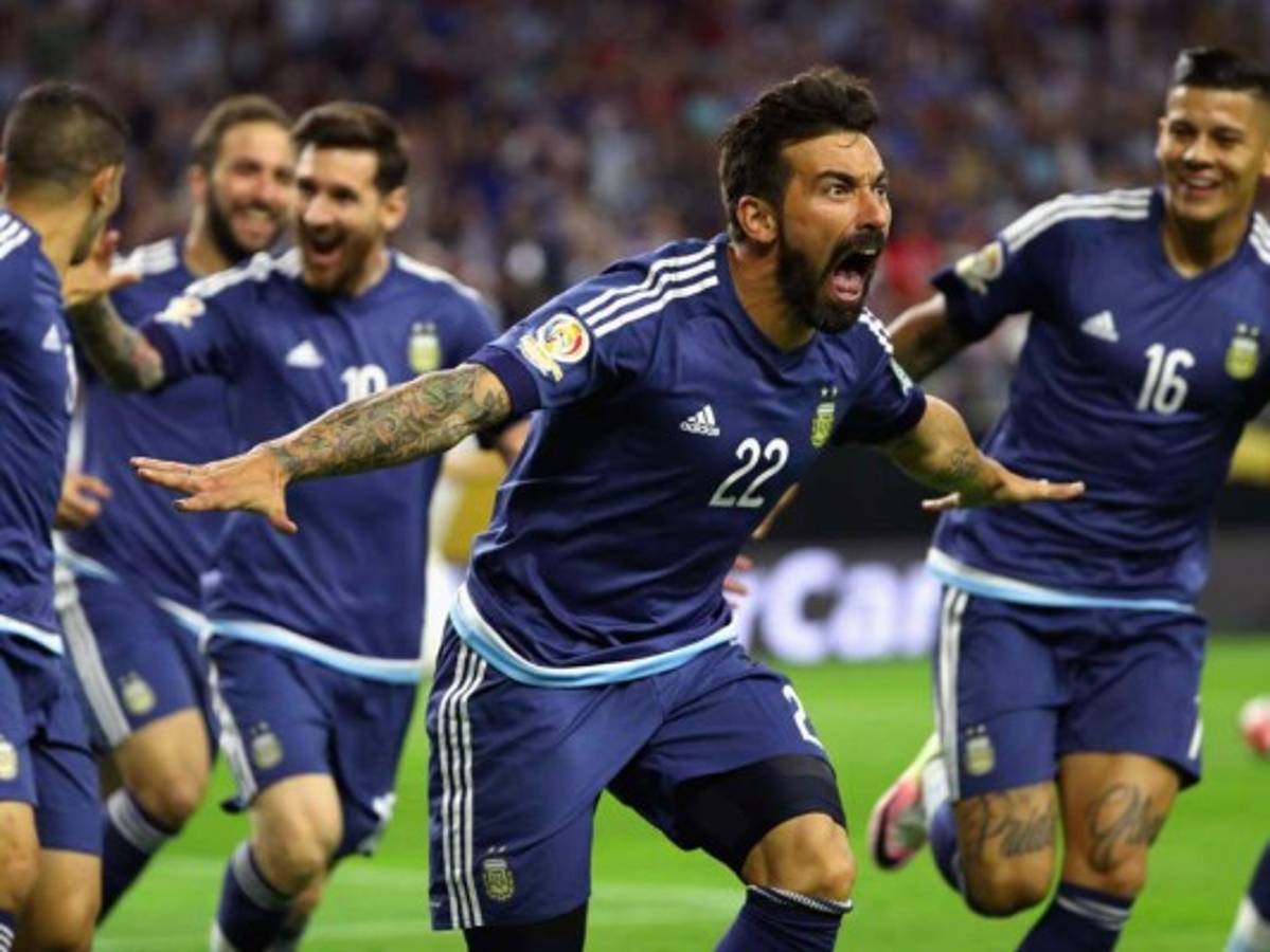 Argentina está en la final al vencer 4-0 a EE UU