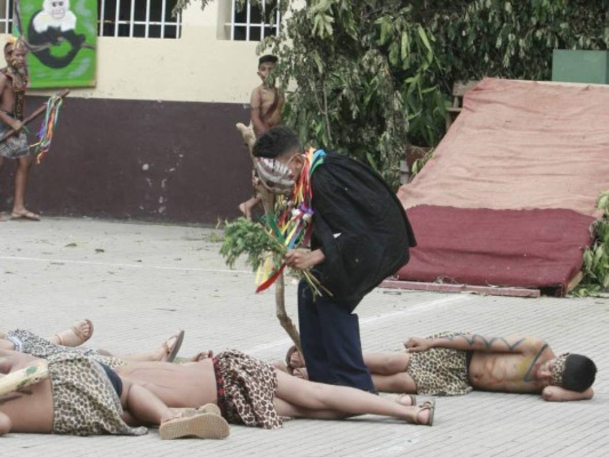 El cacique Lempira cobró vigencia en centros educativos de la capital