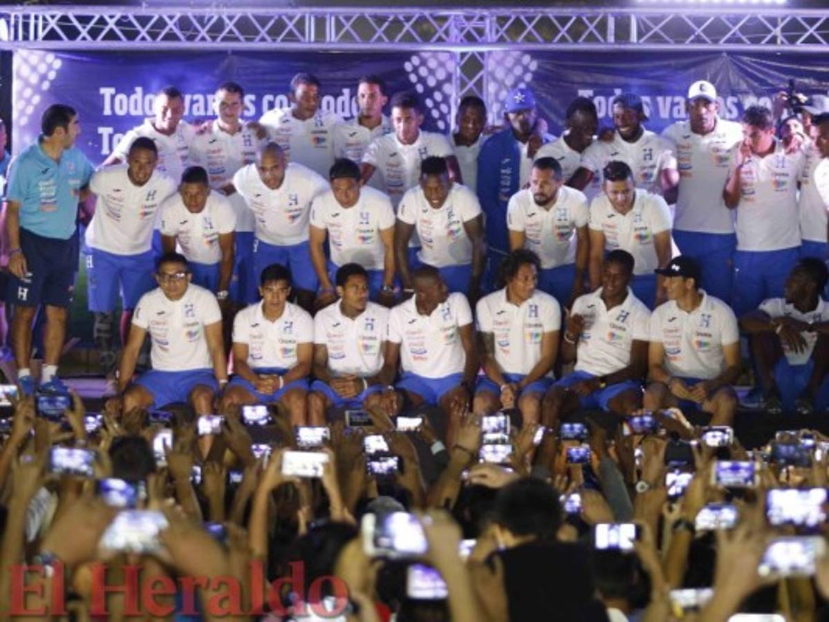La Selección de Honduras se fortalece con el cariño de los aficionados en Choloma