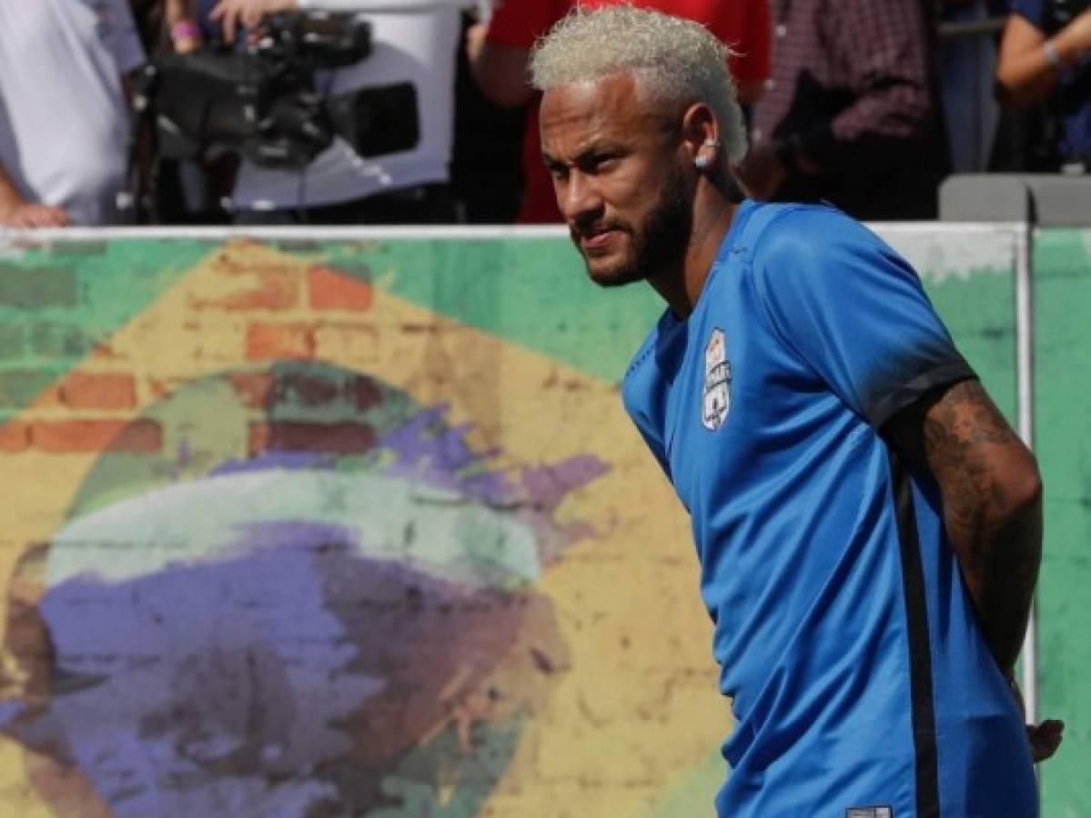 Neymar se ofrece al Real Madrid, Bayern y Manchester United