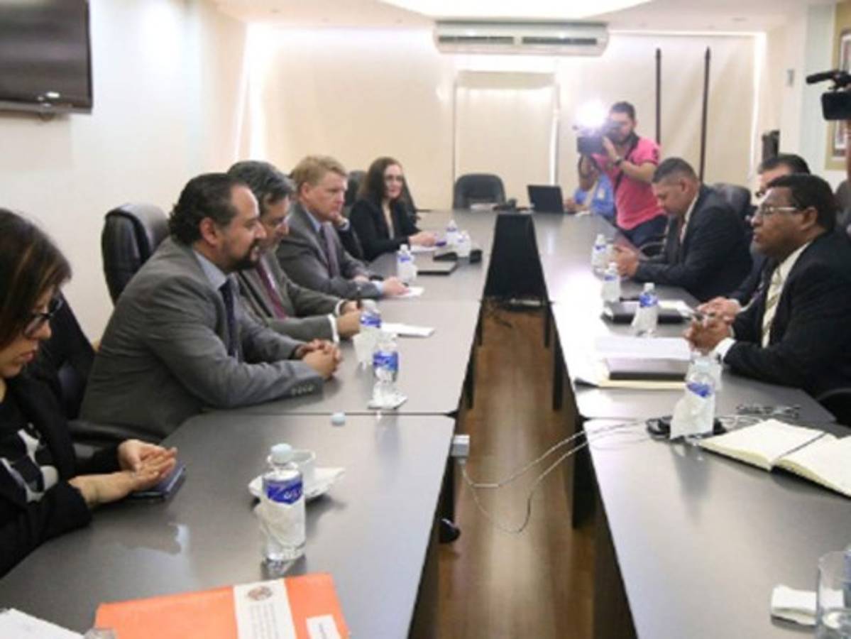 Prohibirán donaciones anónimas a campañas políticas en Honduras