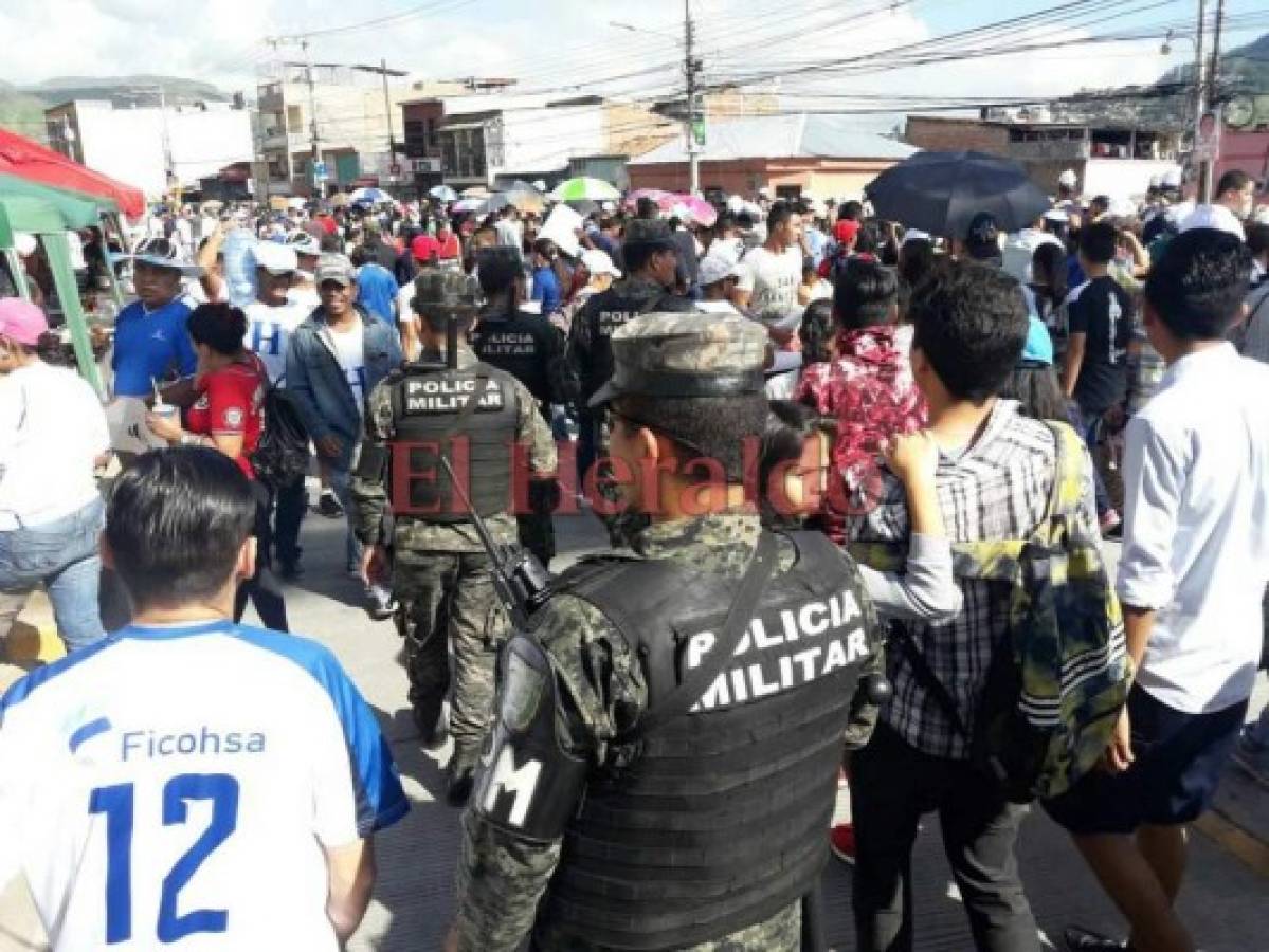 Tres mil agentes resguardan los desfiles en Honduras