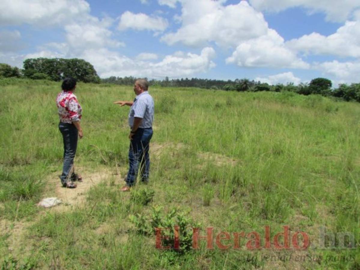 La comuna de El Paraíso había donado un predio para el parqueo.