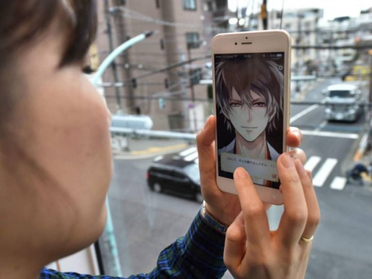 El novio virtual, tan perfecto que hace derretir a las japonesas