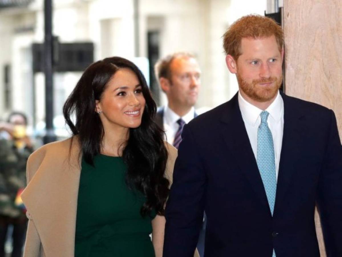 Príncipe Harry y Meghan hablan de sus problemas en la familia real