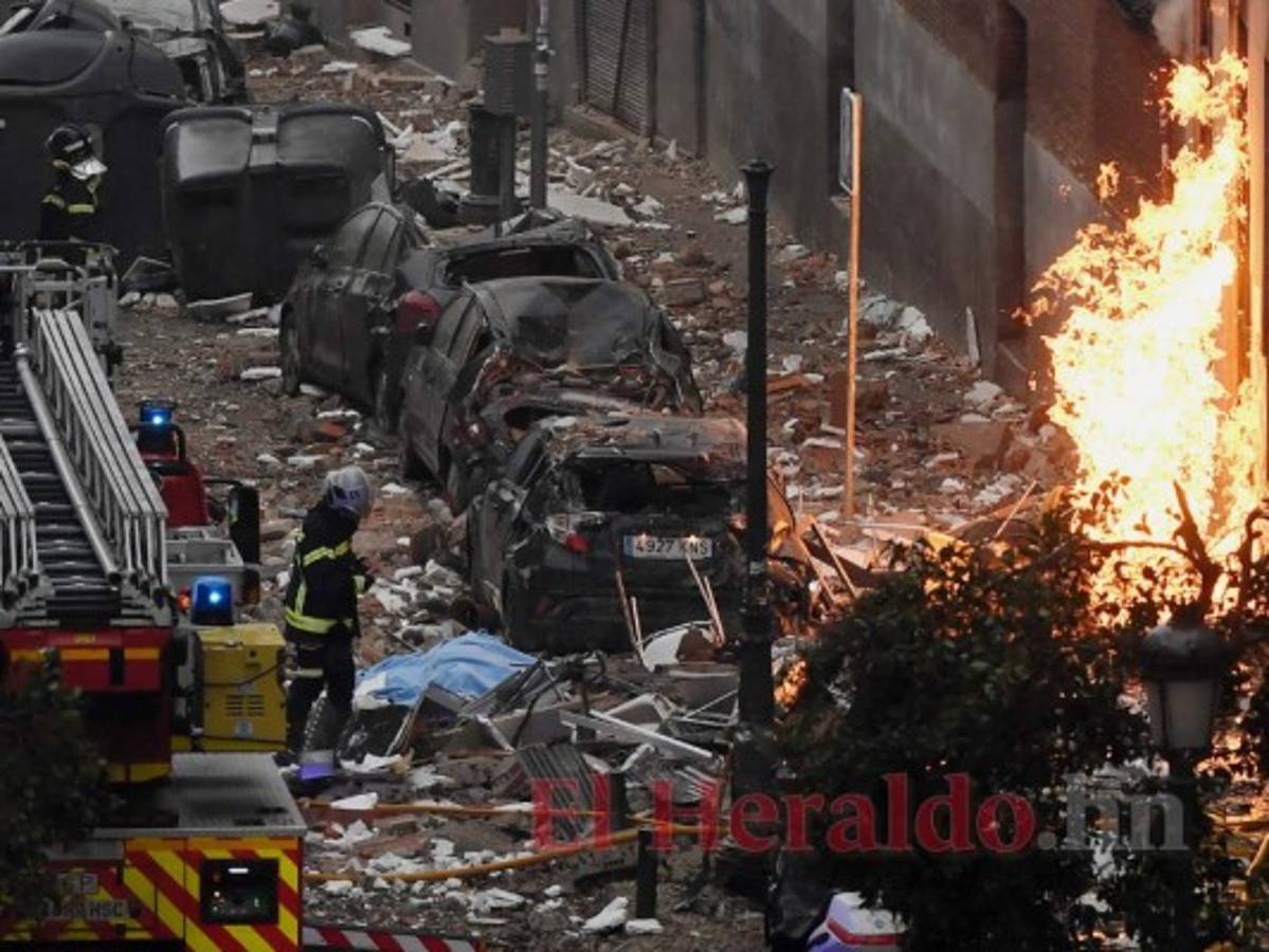 Videos muestran caos y destrucción tras explosión en centro de Madrid