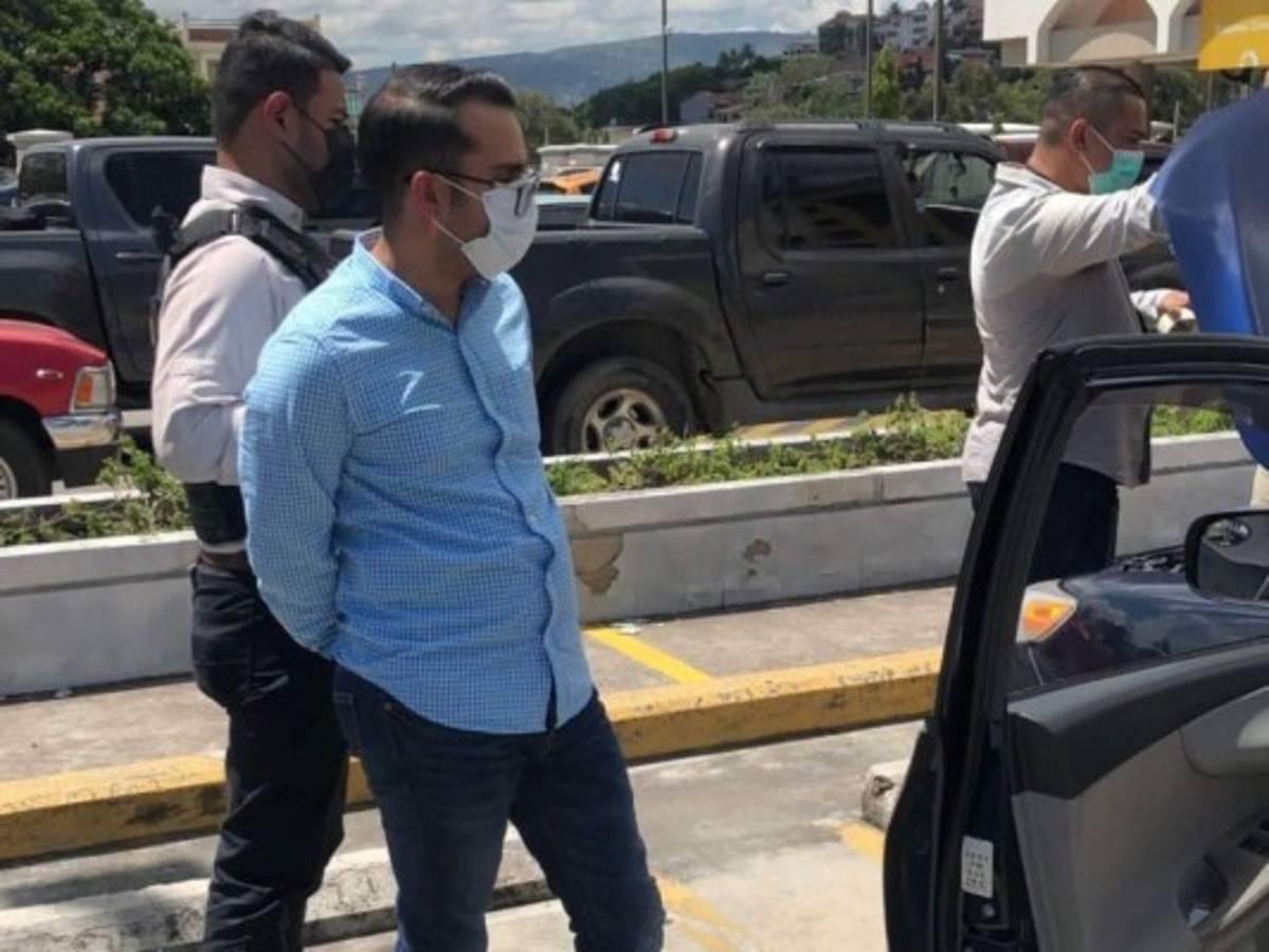 Dictan prisión preventiva para empleado de Salud que cobró coima