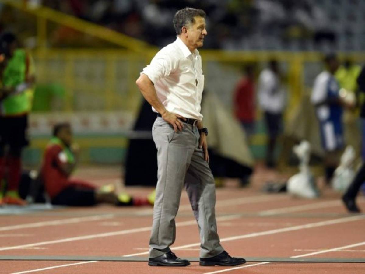 Juan Carlos Osorio pierde cabellera por triunfos de México a Costa Rica y Trinidad y Tobago  