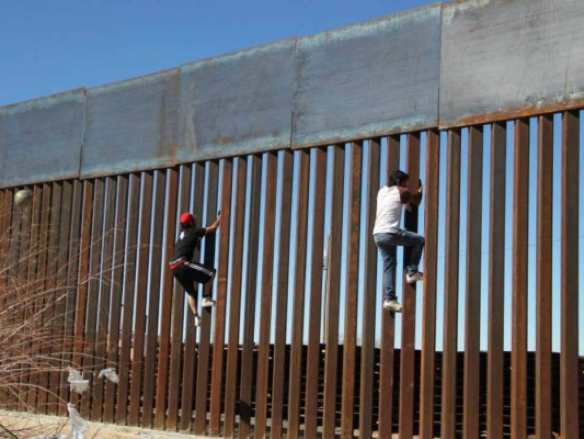 Develan proyecto para financiar el muro fronterizo de Trump