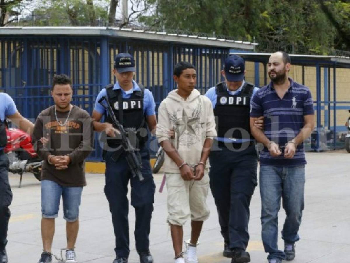 Con libreta de cobros caen extorsionadores en la capital de Honduras