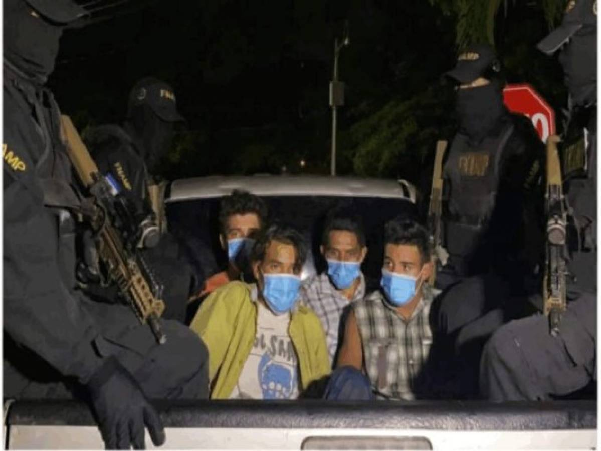 Mandan a la cárcel a cuatro presuntos sicarios y extorsionadores de la banda 'El Chiqui”