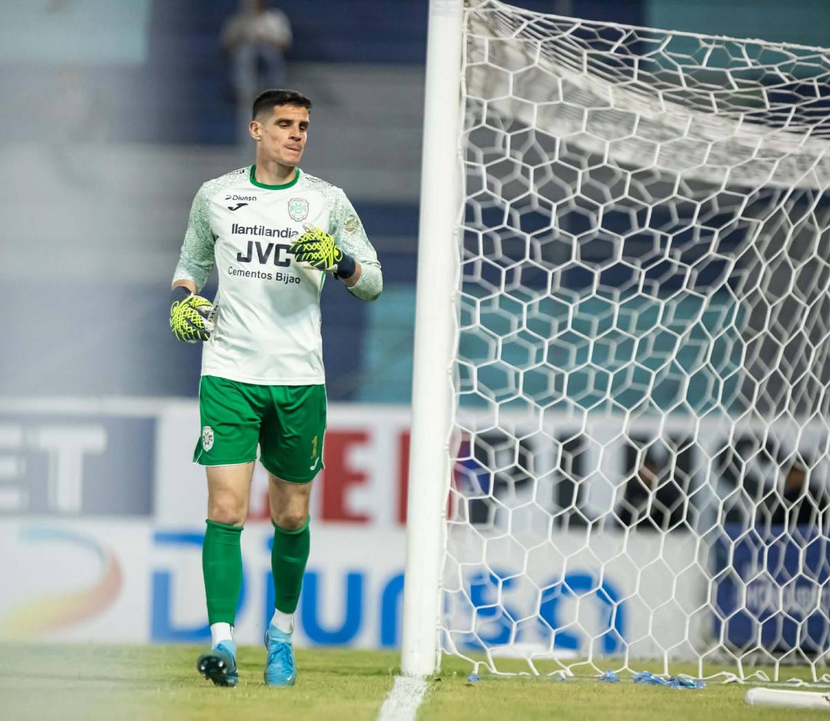 Motagua sufrió ante Marathón, modelo se robó el show y uno de los indisciplinados en el Morazán