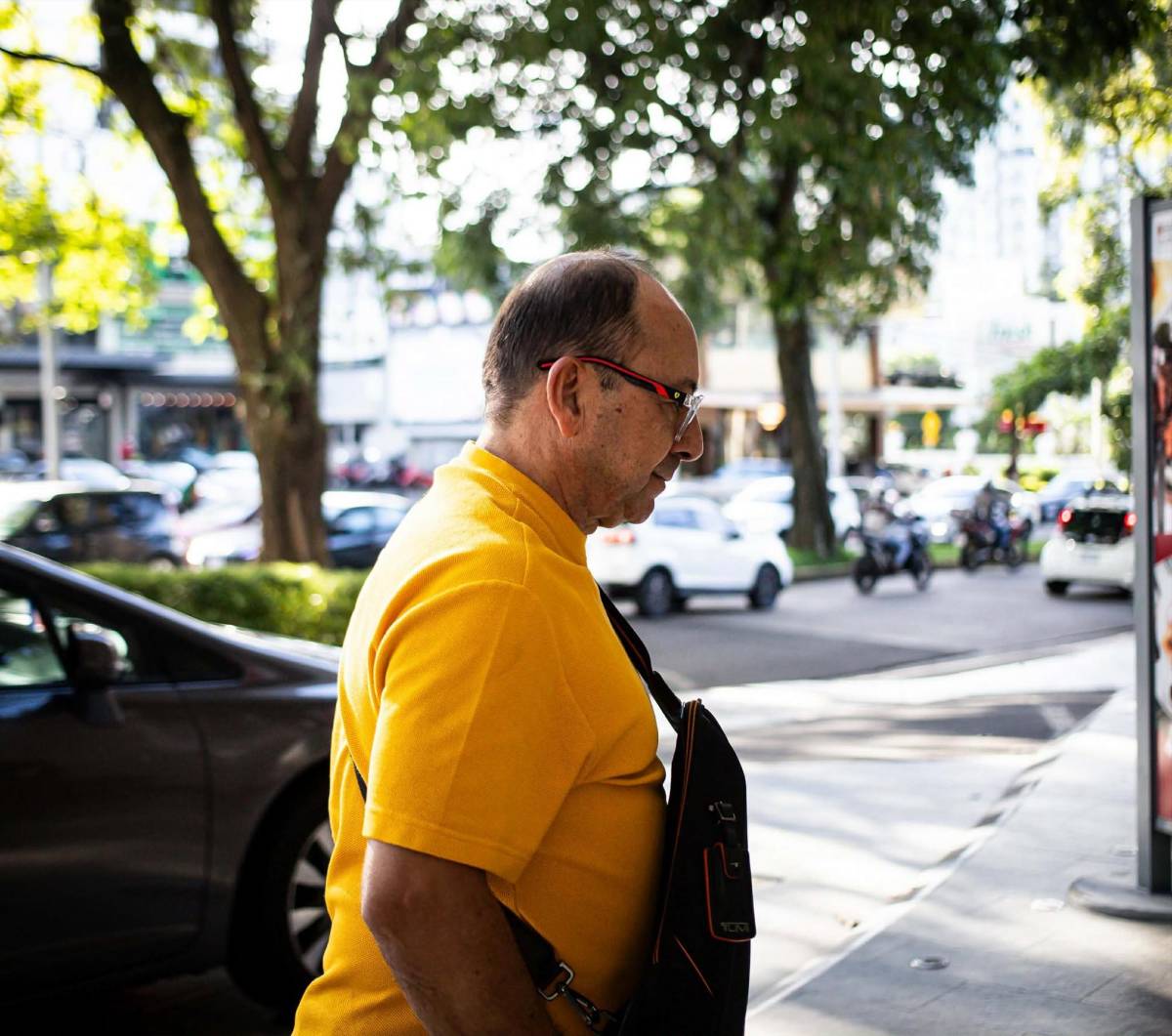 Linda chica y el pollo son la sensación: Ambiente previo al Costa Rica vs Honduras