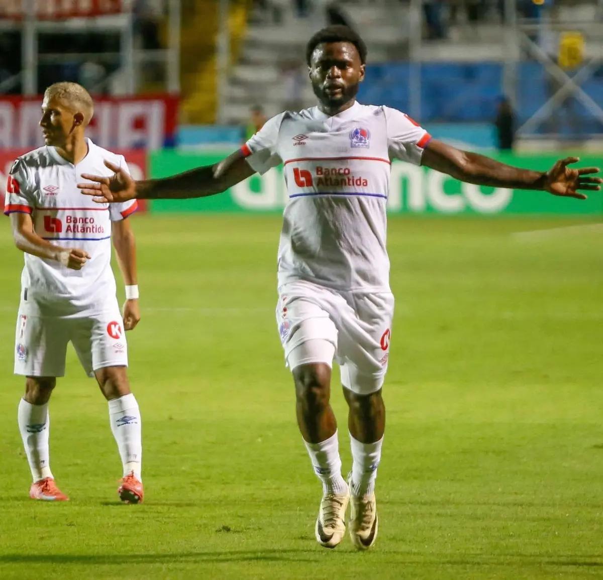 Fichajes: Del Parma de Itailia a Honduras, dos nuevos legionarios ¿Rubilio regresa a Motagua?
