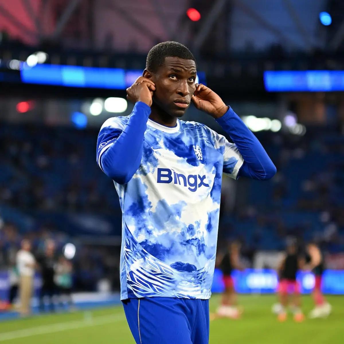 Benzemá es rechazado, Real Madrid le busca equipo y Barcelona confirma otro fichaje