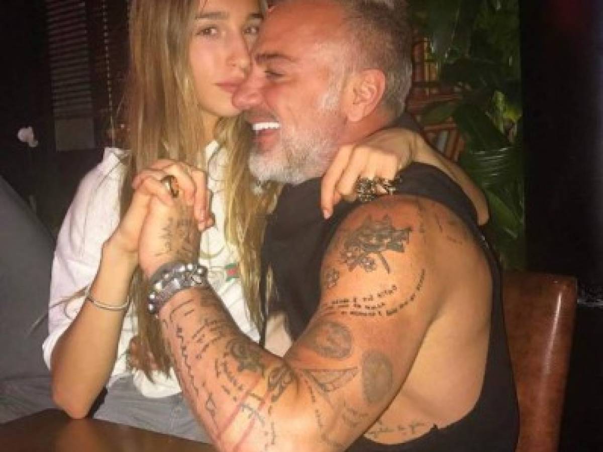 Critican a Gianluca Vacchi por fotos con su hijastra