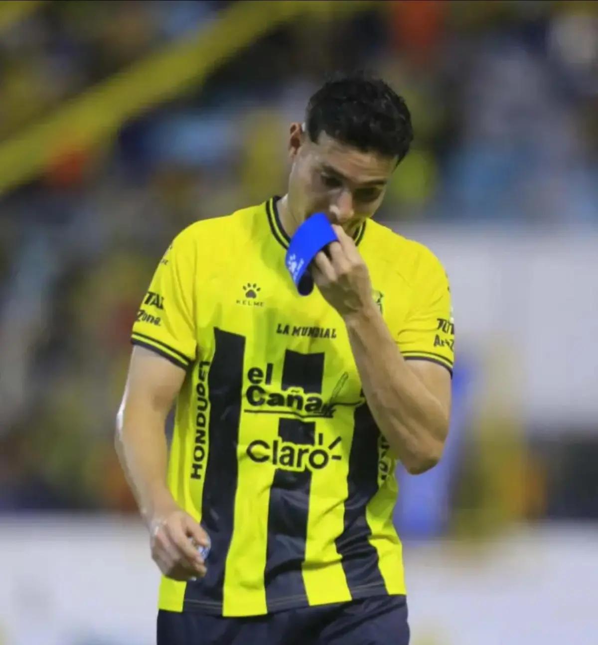 Olimpia amarra sus primeros fichajes, Motagua saca la chequera y Olancho comienza