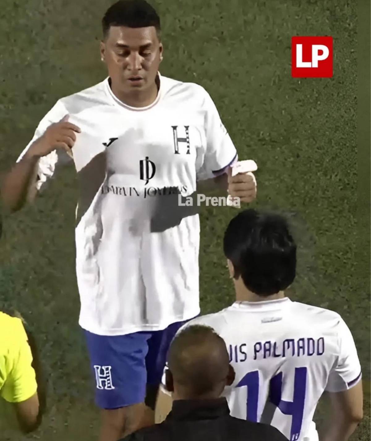 Supremo y La More sufren: Los memes que dejó el partido de tiktokers Honduras vs El Salvador