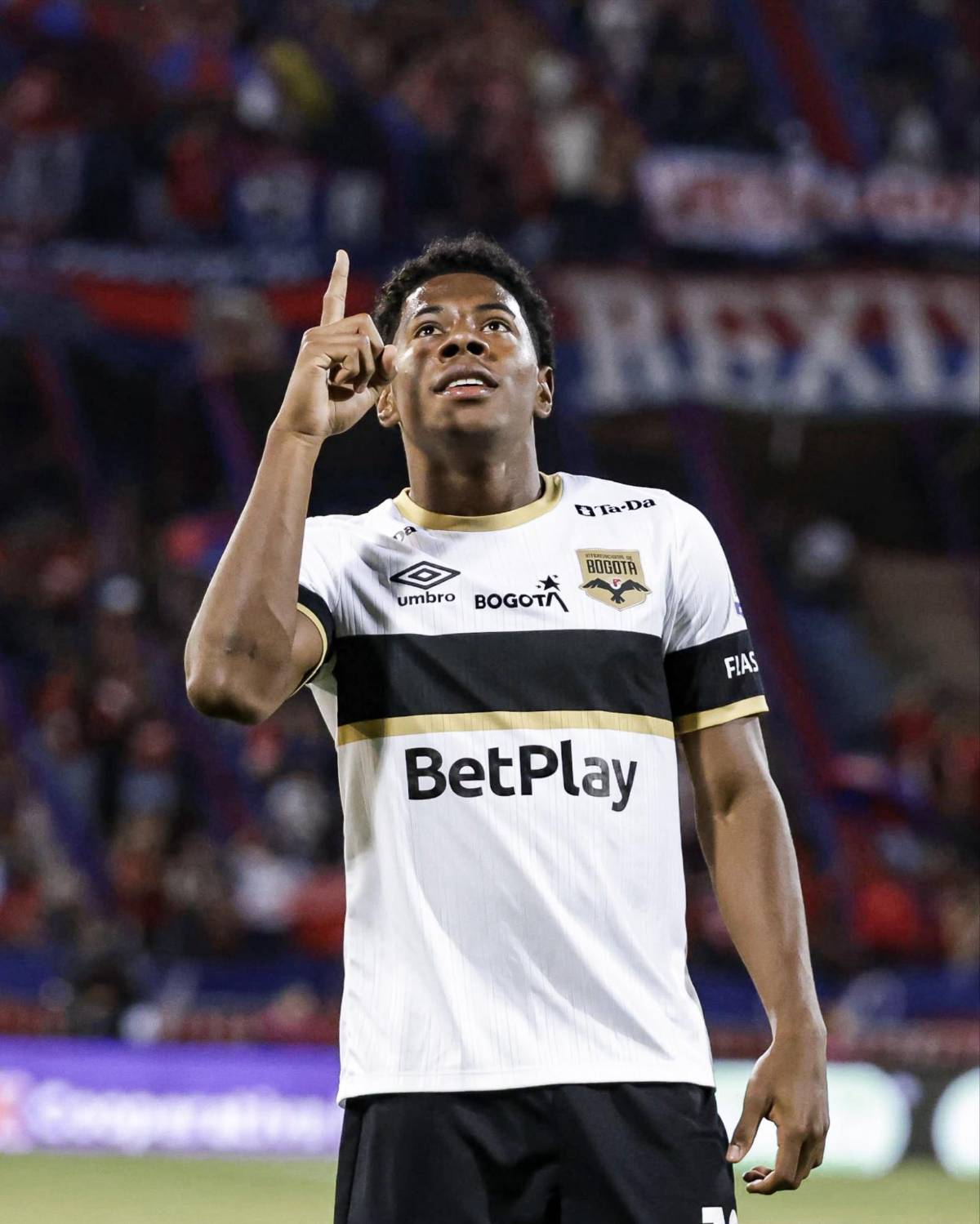 Dereck Moncada sube de valor y este es su nuevo precio tras buen momento en Colombia