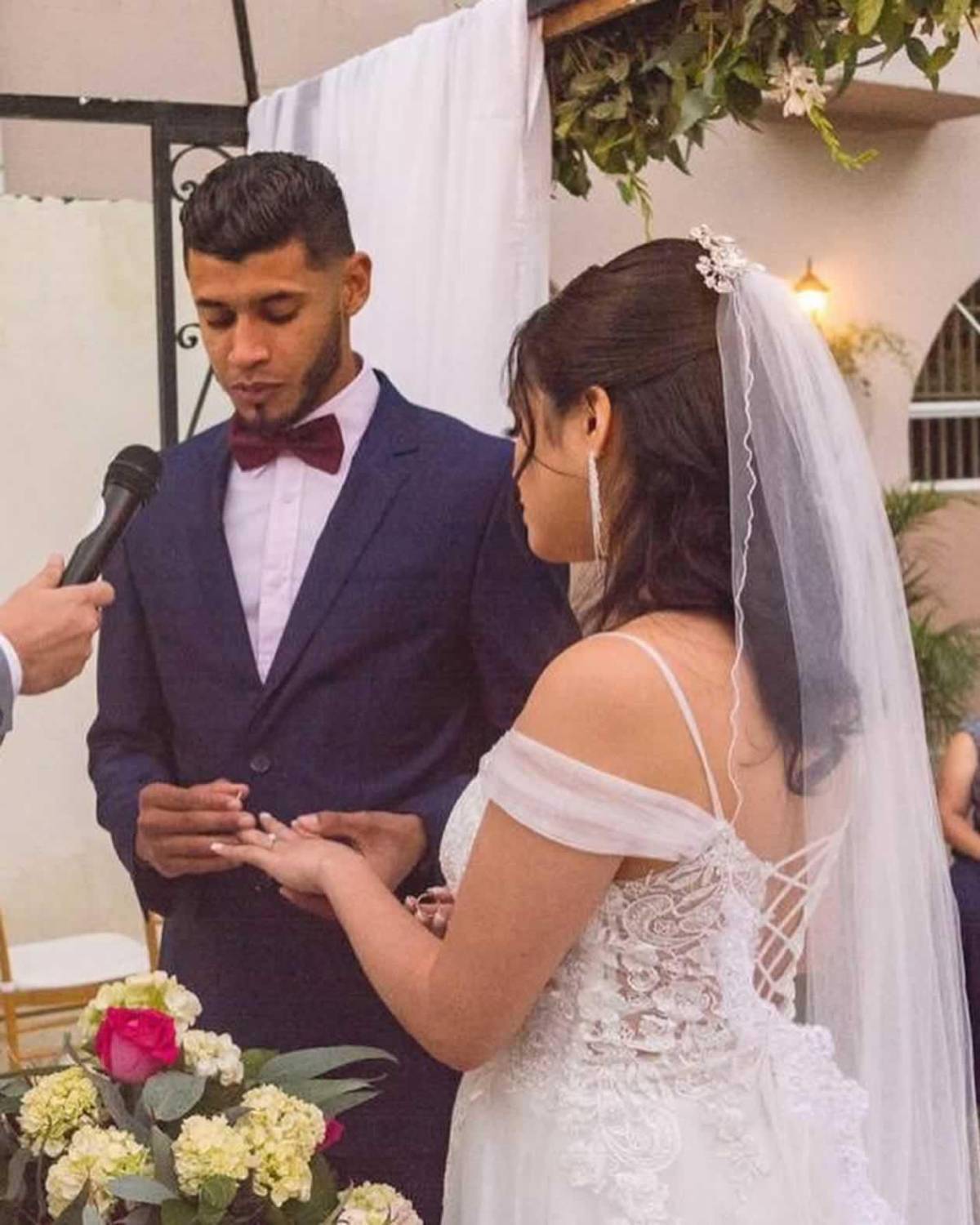 Linda chica anuncia su embarazo con reconocido jugador hondureño: ¿De quién se trata?