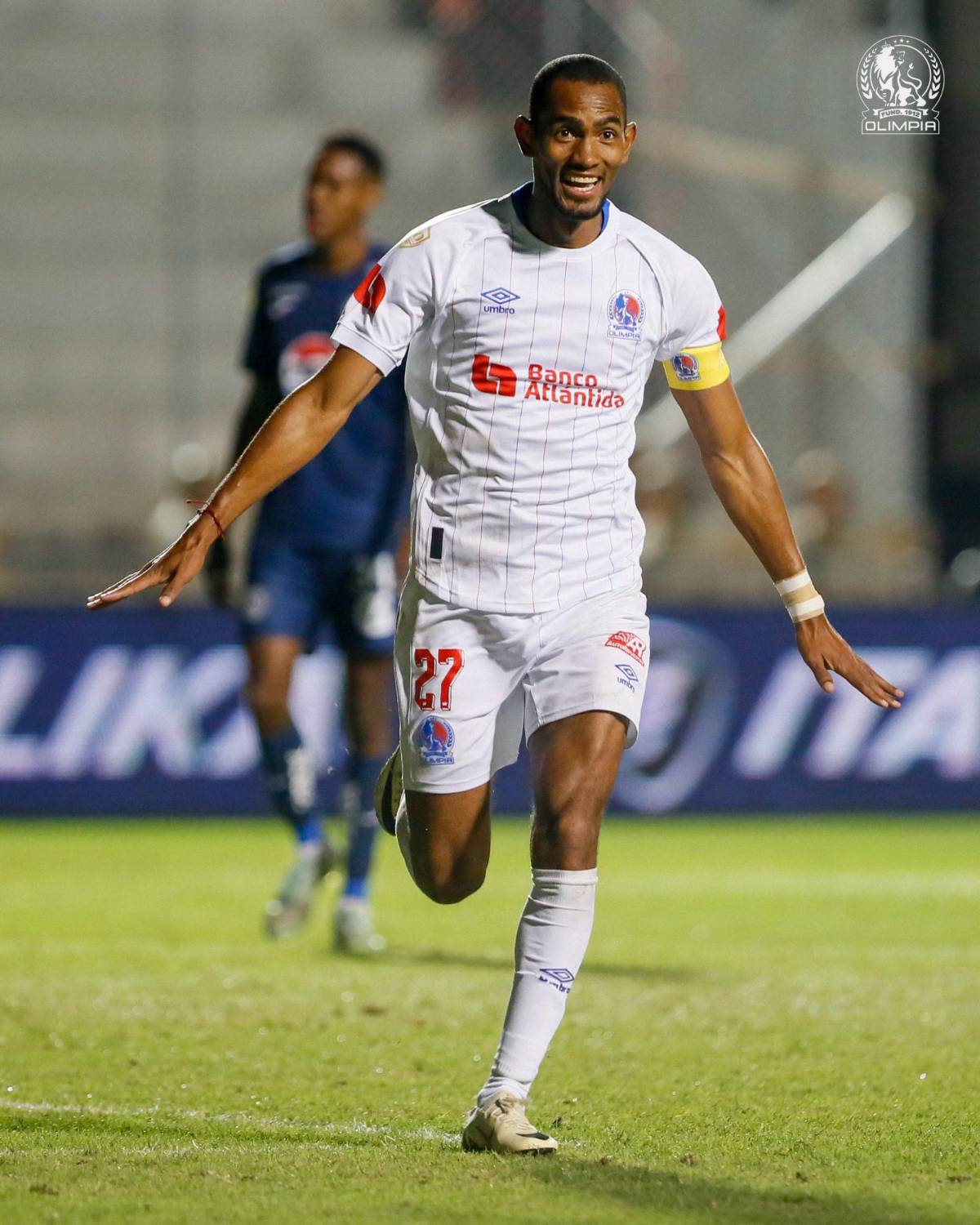 Jerry Bengtson se peleó con aficionados en Olancho: Así fue el polémico momento