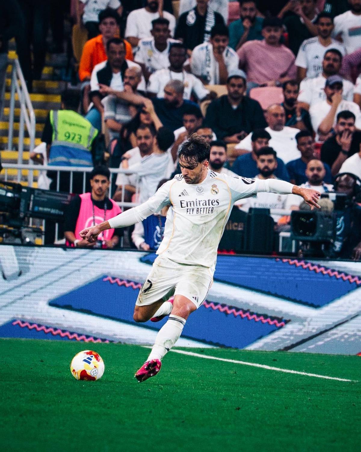 Alineación titular con la que Real Madrid busca quitarle titulo al Barcelona ¿Y Mbappé?