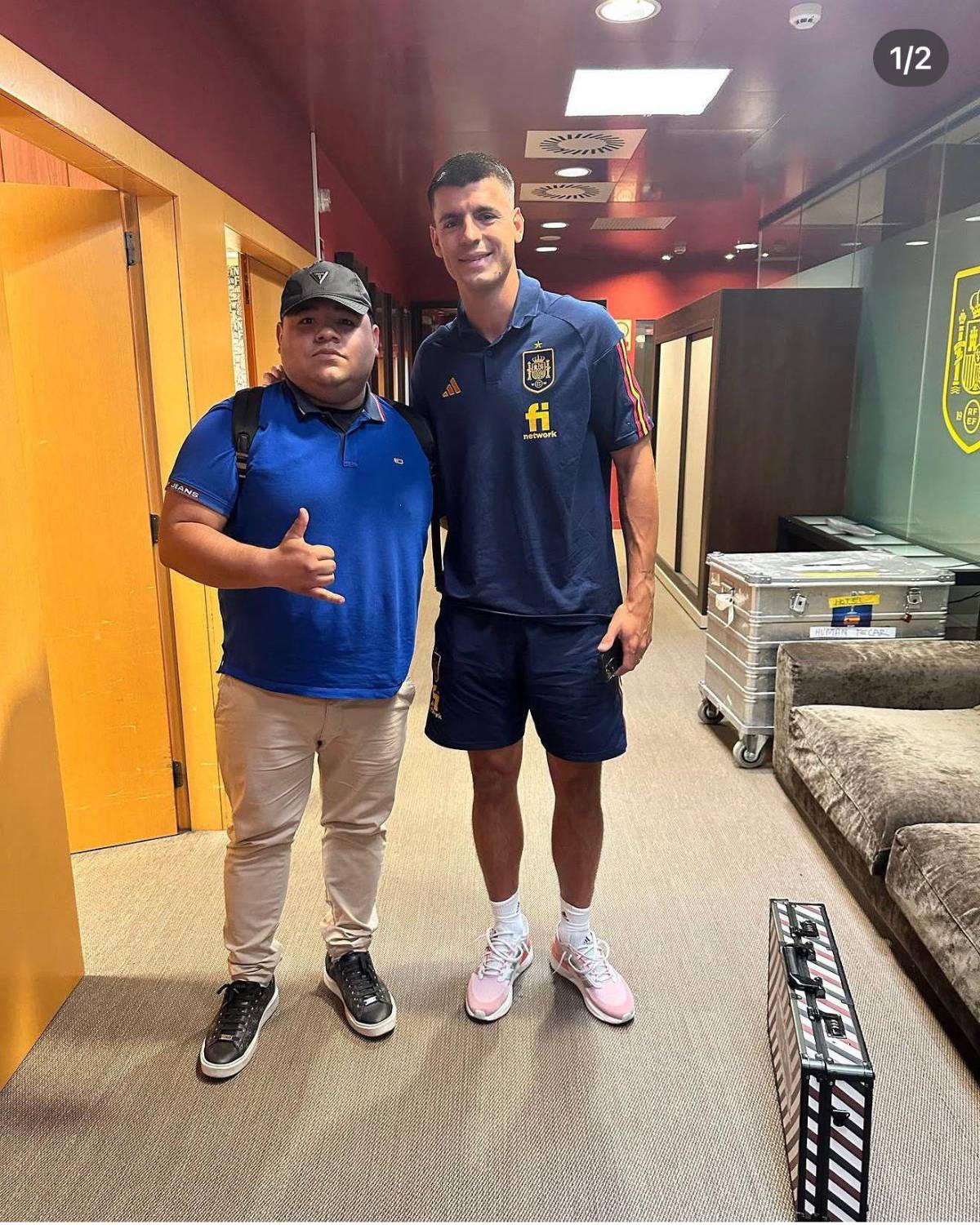 Barbero de jugadores del Barcelona y Real Madrid se mete a concentración de Honduras