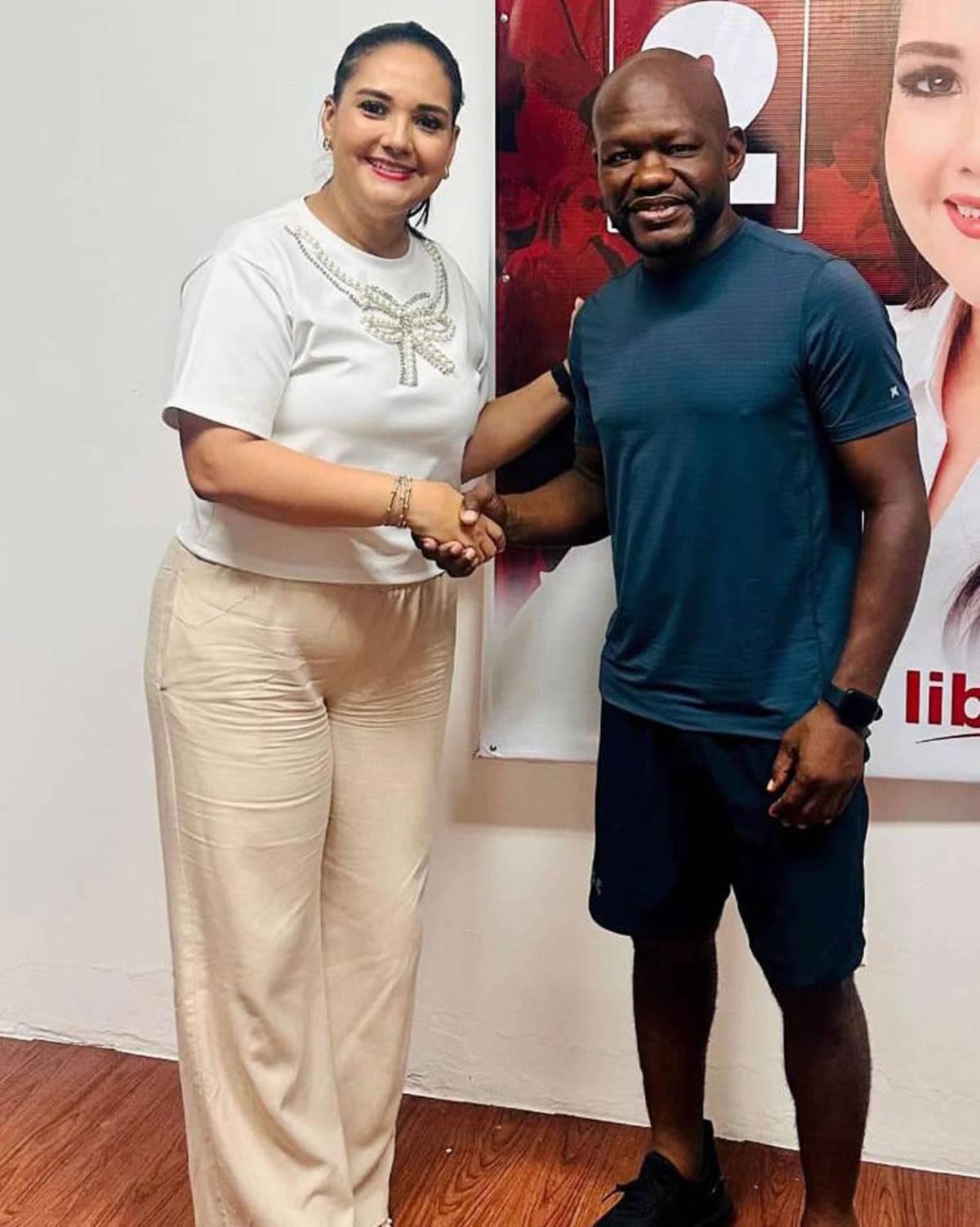 Político y con cargo en el gobierno: Nueva vida de Tyson Núñez tras retiro del fútbol profesional