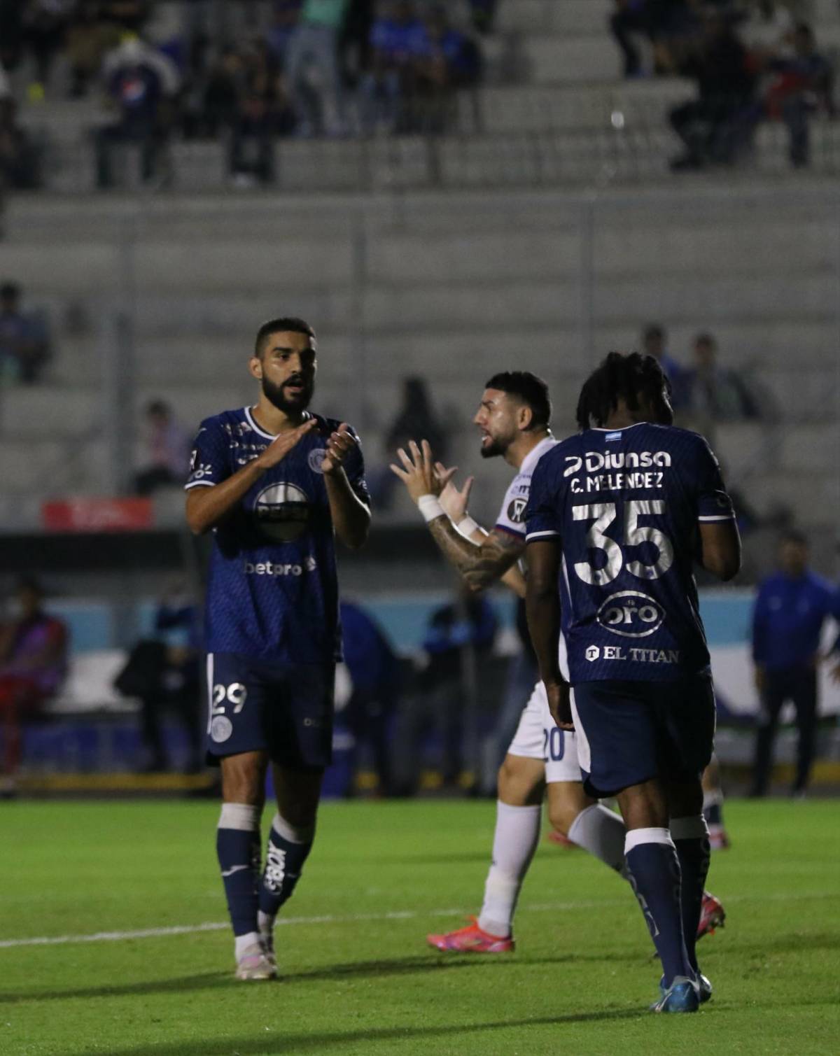 En imágenes: el dolor de un nuevo fracaso para Motagua