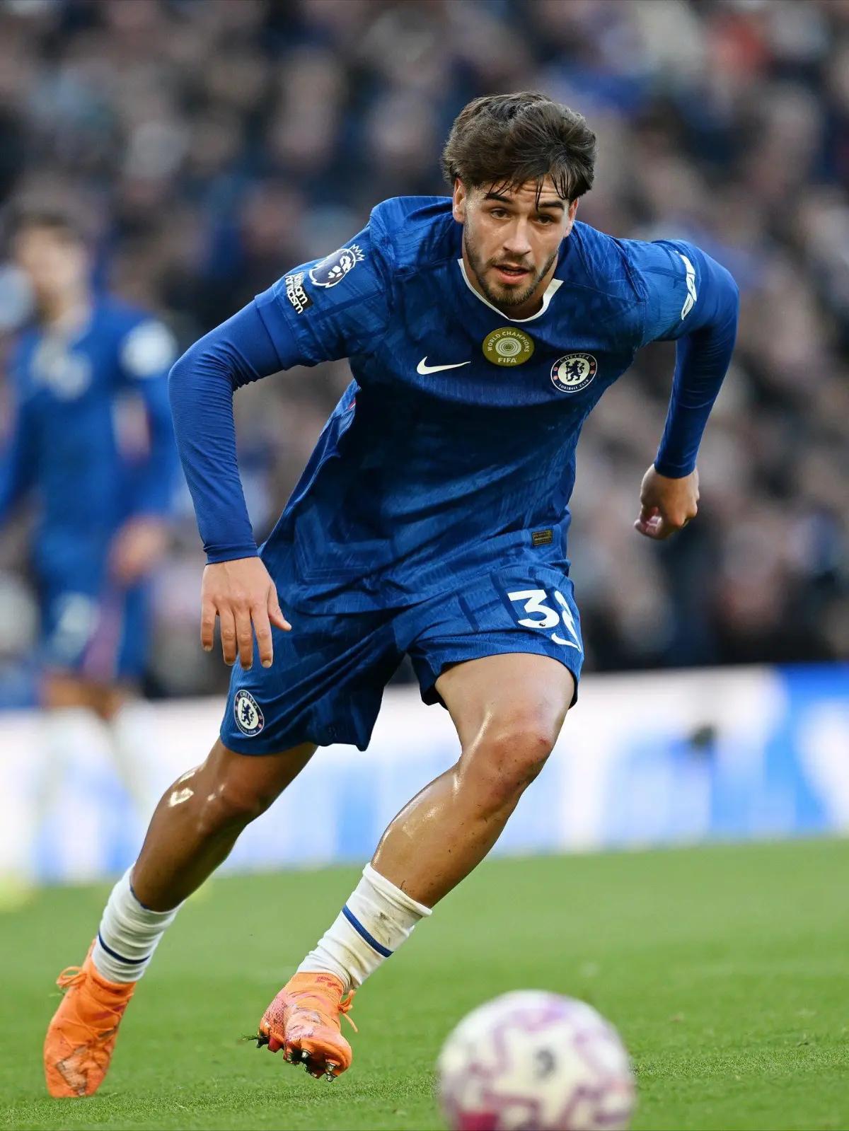 Benzemá es rechazado, Real Madrid le busca equipo y Barcelona confirma otro fichaje
