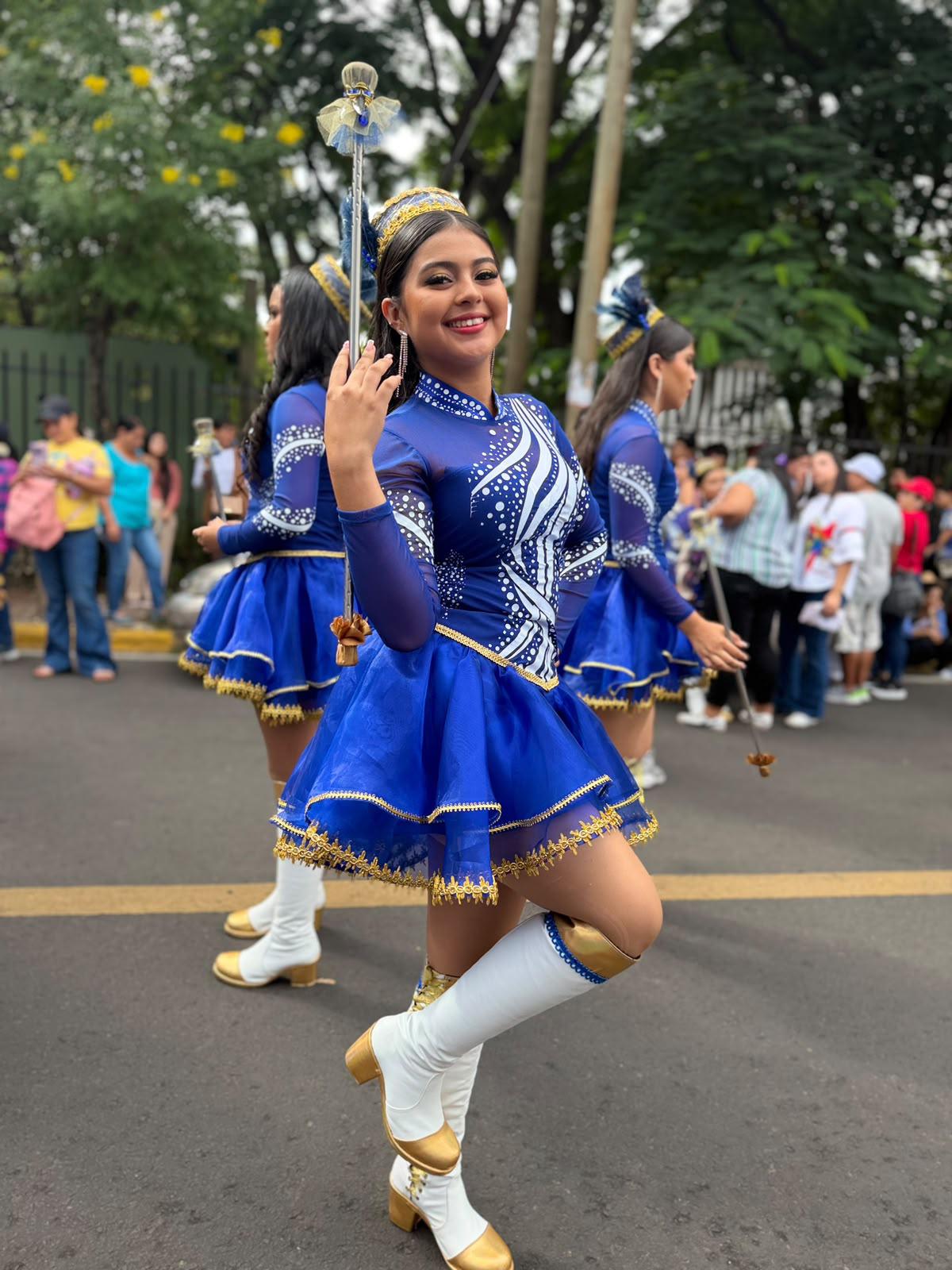Rostros de las bellas palillonas que destacaron en estos desfiles patrios 2026