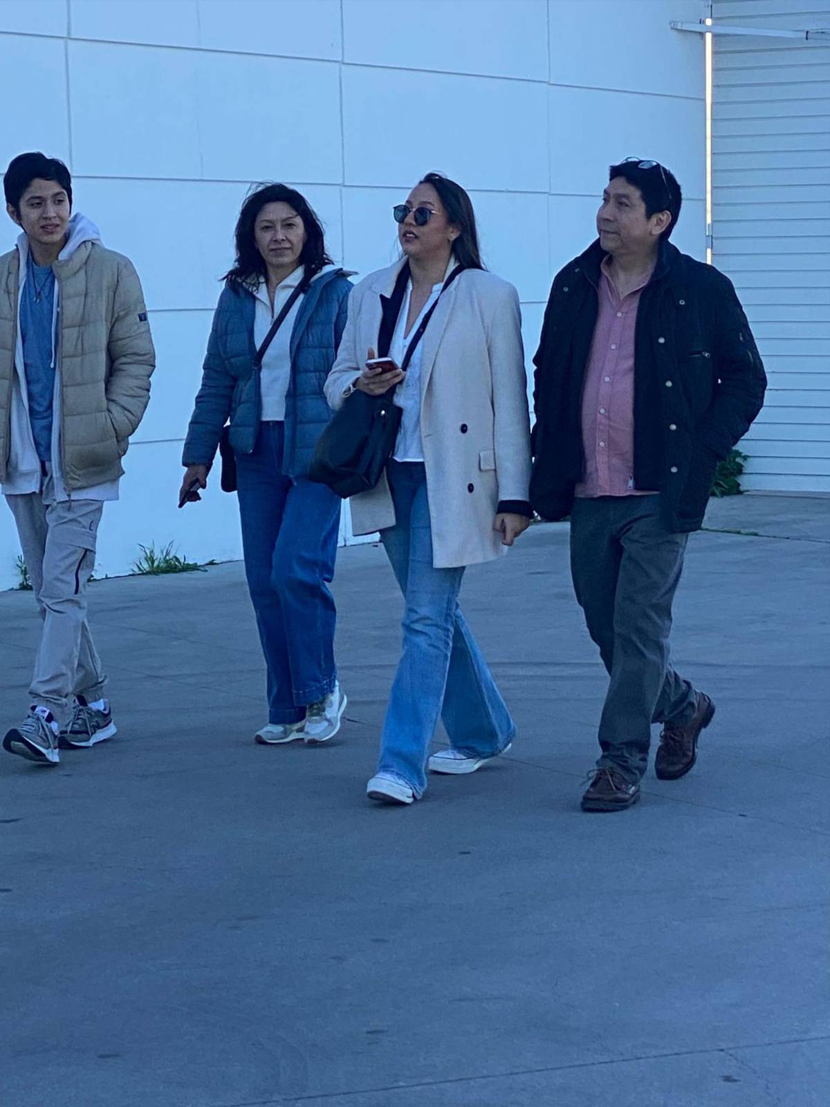 Banda que estuvo con Daddy Yankee sorprende en juego de Honduras y el Chucky peruano