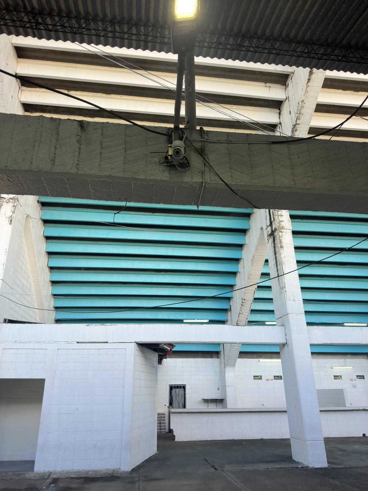 Se instala sistema de cámaras de videovigilancia en el estadio Morazán