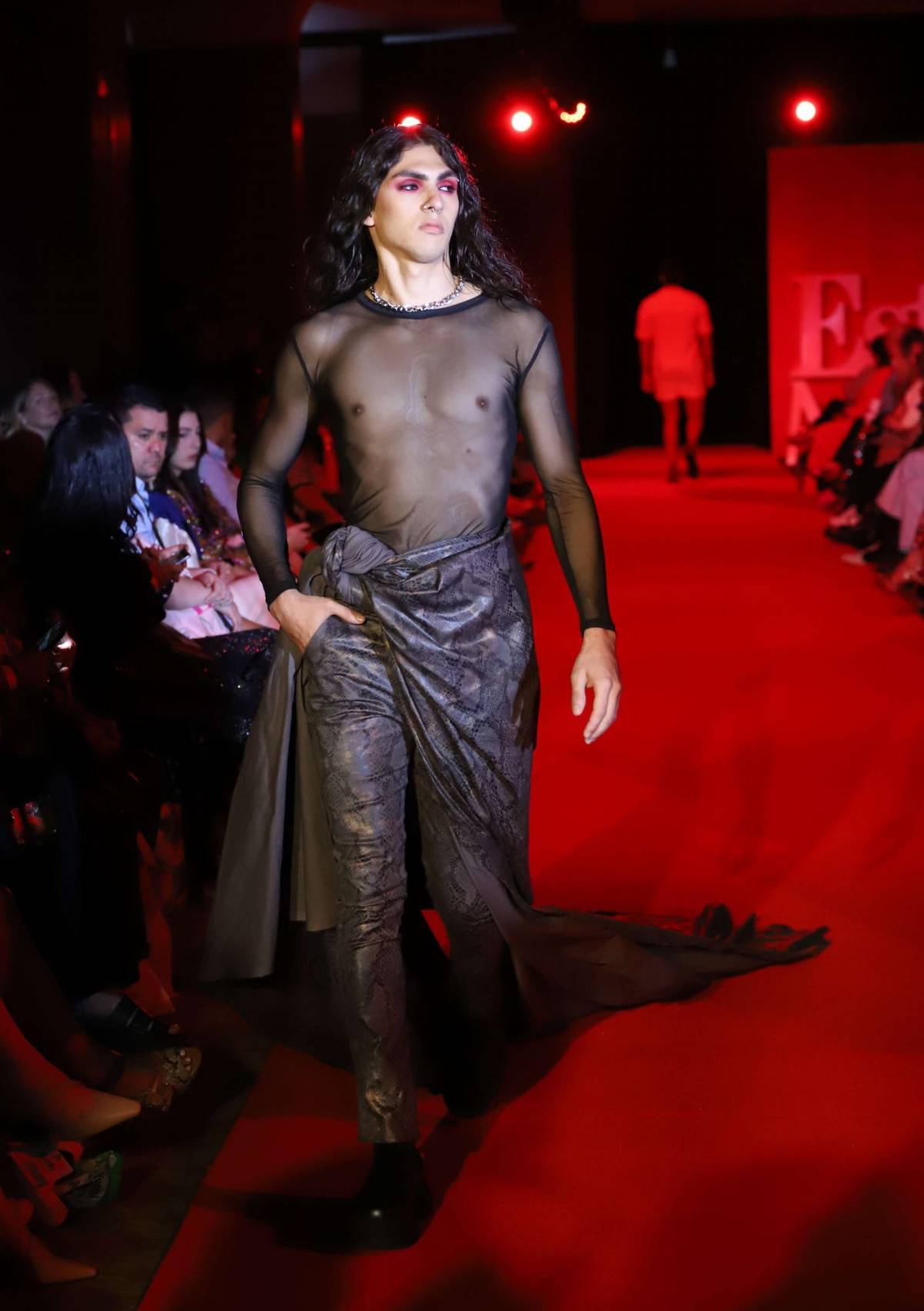 Estilo Moda 2022: color, creatividad y vanguardia